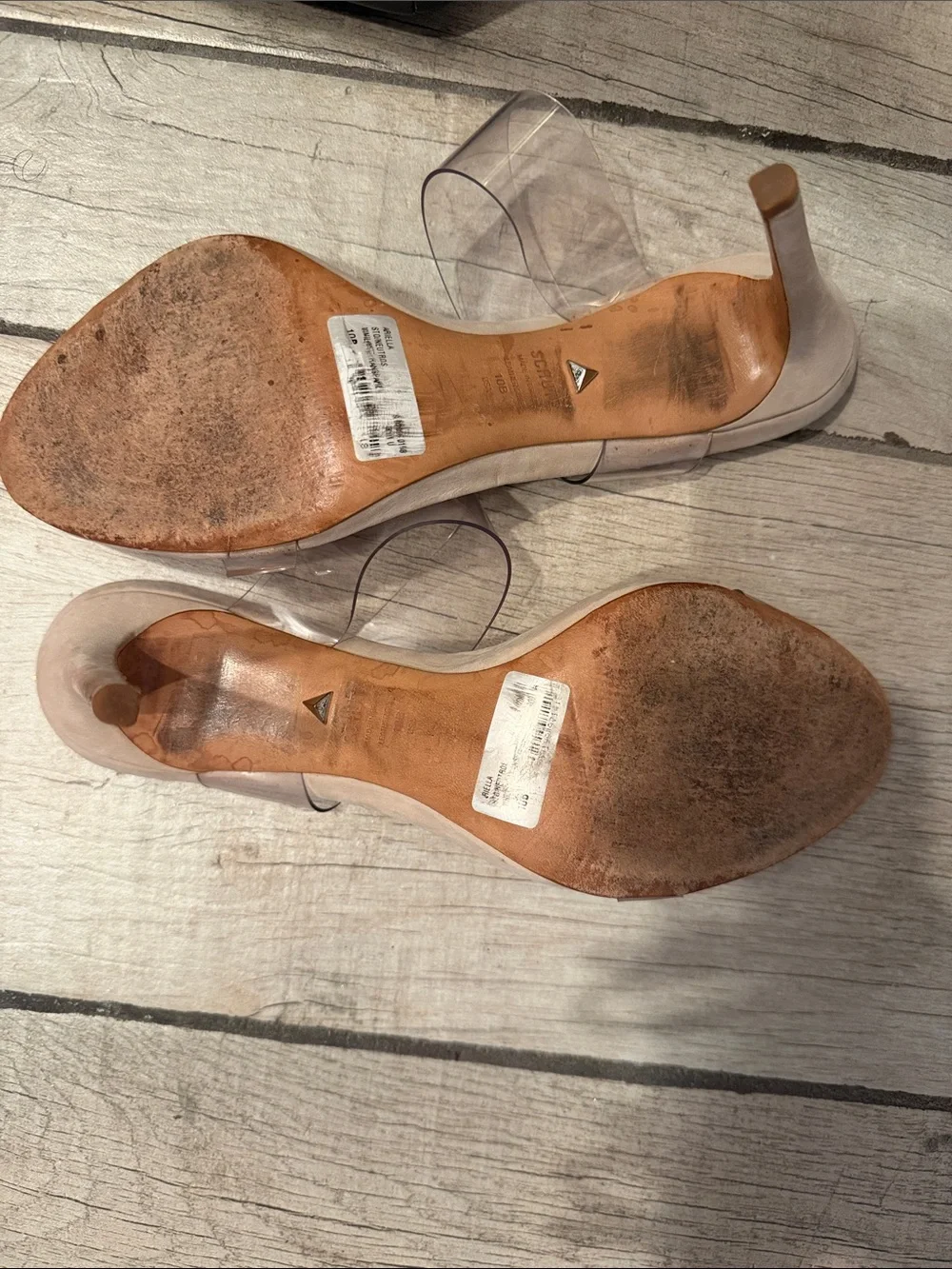 Ariella Suede Sandal in Oyster